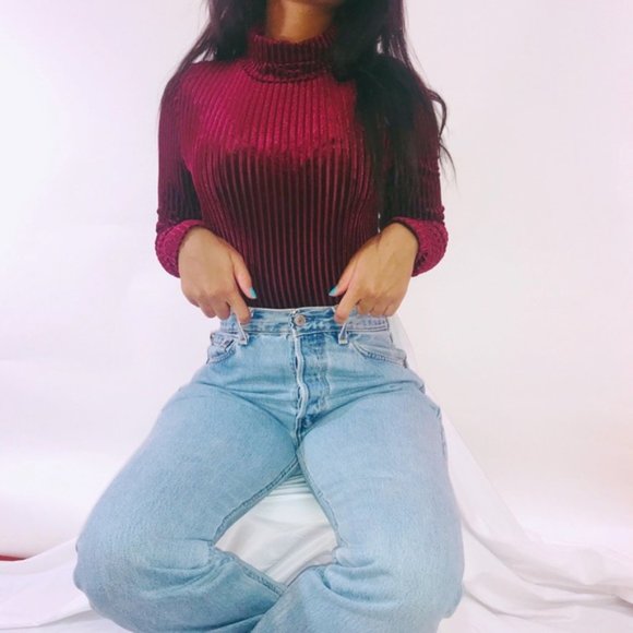 (TWO PACK) Classy Velvet Turtleneck - Picture 4 of 5